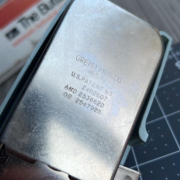 Buttonholer Sewing attachment automatic stitch #7 - Picture 3 of 12